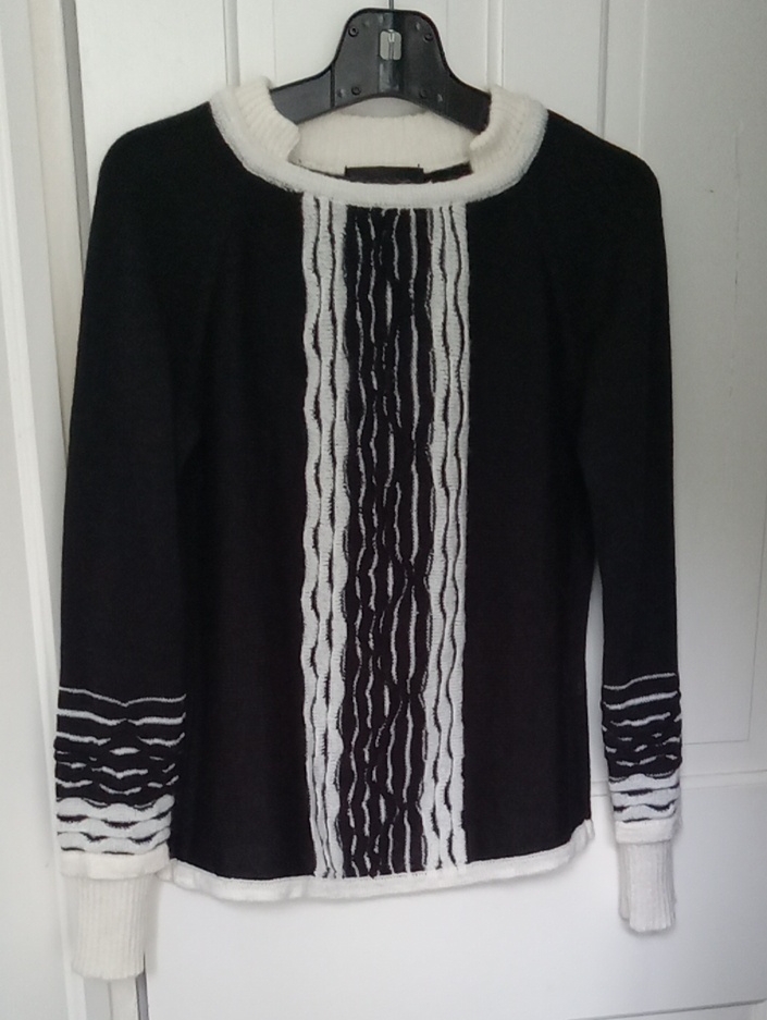Archival 90s Vintage Karl Lagerfeld Made In Italy Ittierre Graphic Knit Sweater